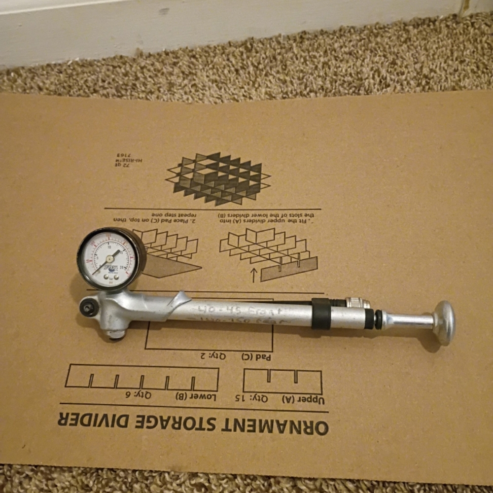 Handheld Tire Pressure Gauge with Dial - Silver